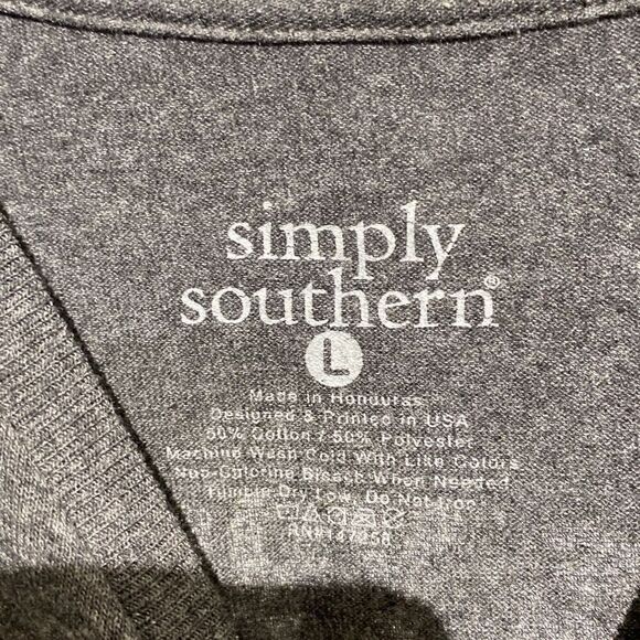 Simply Southern Women's Gray Elevate your Soul Short Sleeve Shirt Size Large - Picture 4 of 6